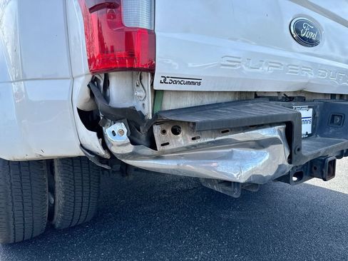 Used 2019 Ford F350 Lariat w/ Lariat Ultimate Package AWD/4WD image 34