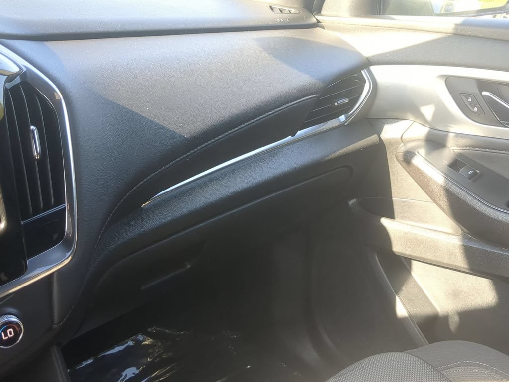 Used 2022 Chevrolet Traverse LT w/ LPO, Floor Liner Package AWD/4WD image 25
