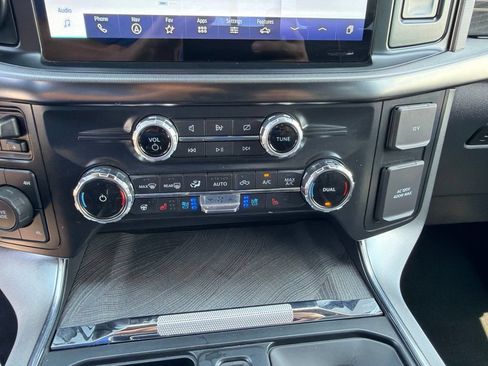 Used 2022 Ford F150 Platinum w/ Equipment Group 701A High AWD/4WD image 33