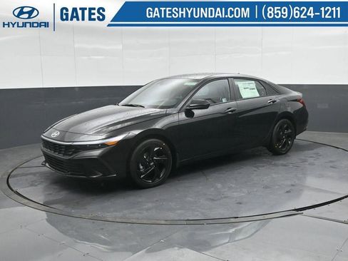 New 2026 Hyundai Elantra Sport image 7