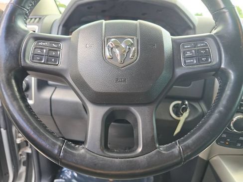 Used 2017 RAM 1500 Big Horn AWD/4WD image 41