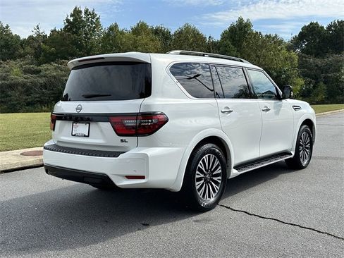 Certified 2024 Nissan Armada SL w/ Midnight Edition Package image 8