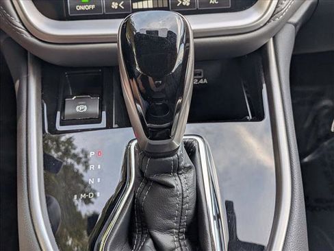 Used 2025 Subaru Outback Onyx Edition image 12