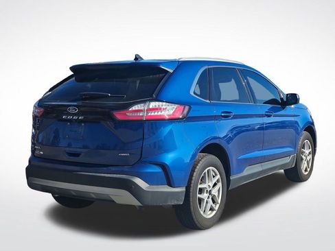 Used 2024 Ford Edge SEL w/ Convenience Package image 7