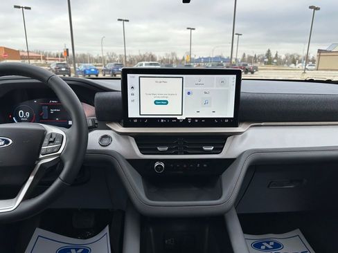 New 2026 Ford Explorer Active AWD/4WD image 18