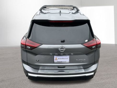 Certified 2025 Nissan Rogue Platinum w/ Platinum Premium Package image 32