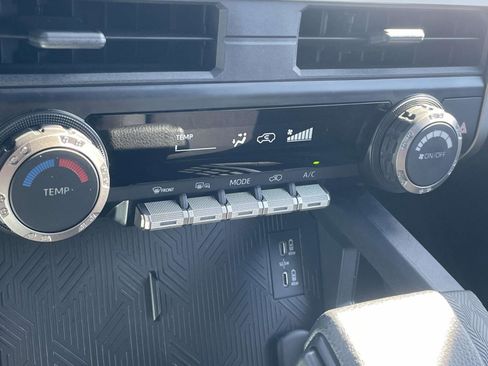 Used 2025 Toyota 4Runner SR5 RWD image 17