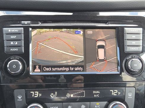 Used 2018 Nissan Rogue SL FWD image 11