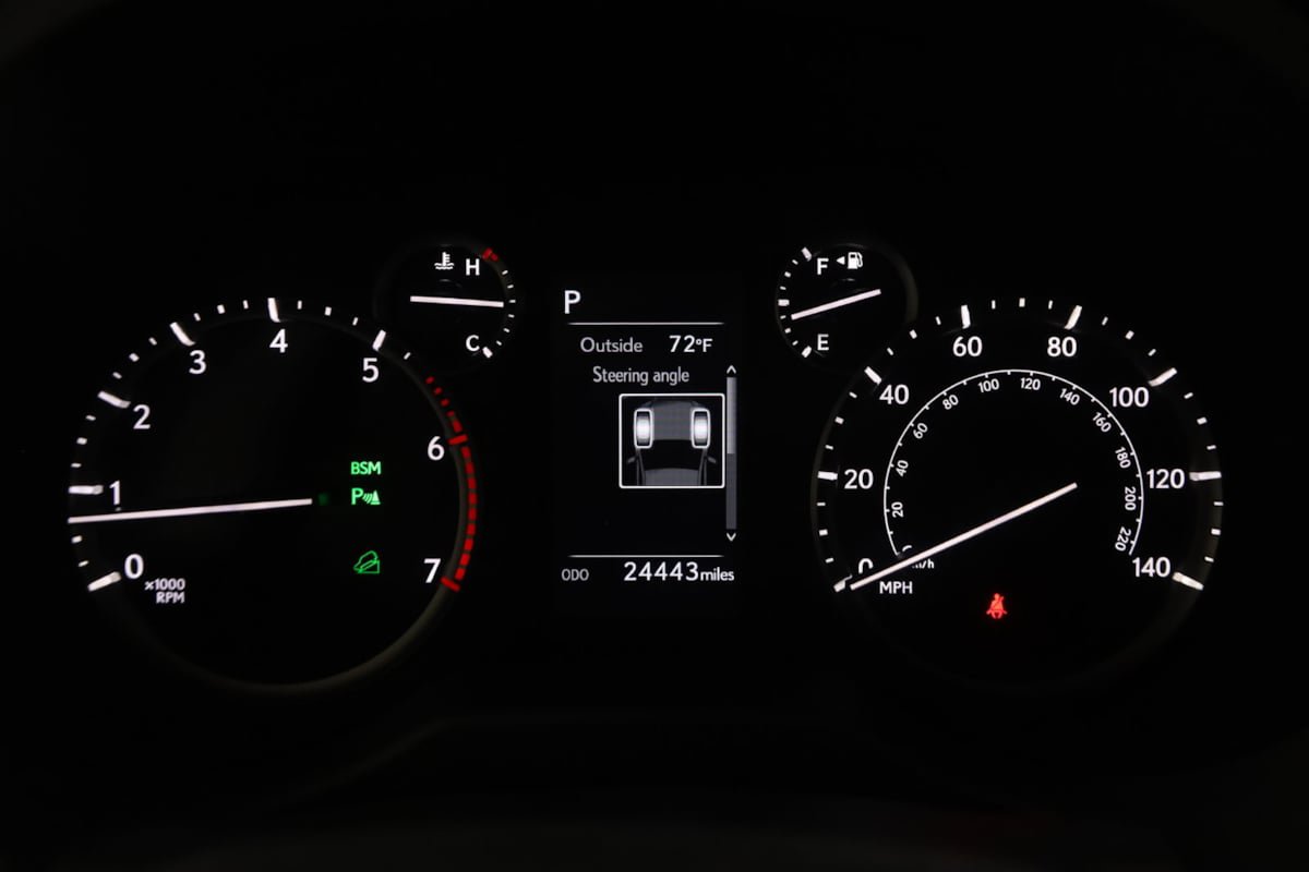 Used 2023 Lexus GX 460 Premium w/ Premium Package AWD/4WD image 18