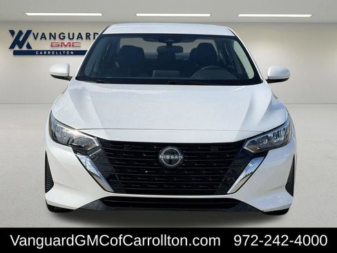 Used 2024 Nissan Sentra SV FWD image 3