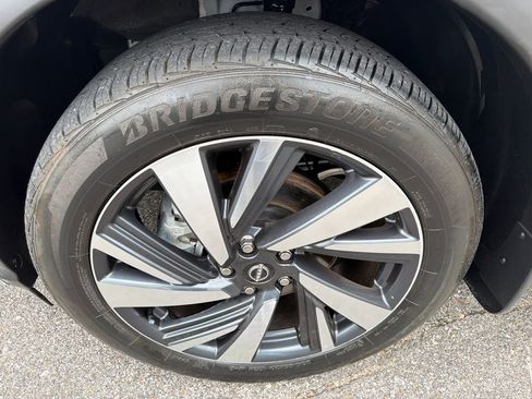 Used 2024 Nissan Murano SL FWD image 15
