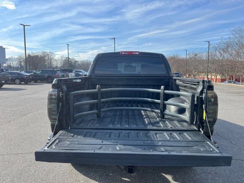 Used 2016 Toyota Tundra SR5 image 17