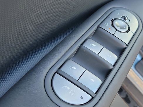 New 2026 Hyundai Ioniq 5 SEL image 30