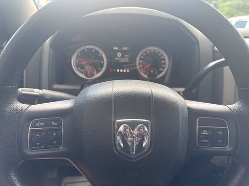 Used 2015 RAM 1500 Express AWD/4WD image 33