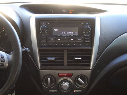 Used 2012 Subaru Forester 2.5X Premium w/ All-Weather Pkg image 33