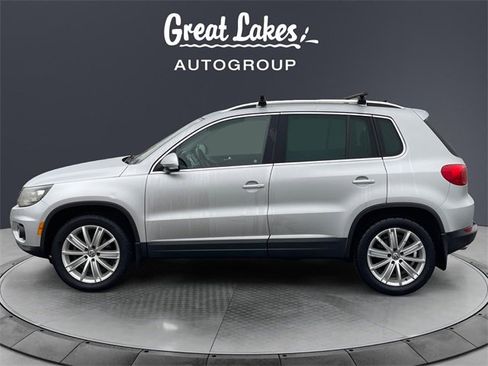 Used 2016 Volkswagen Tiguan SE image 2