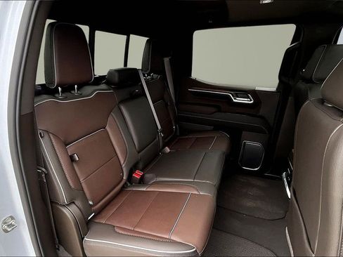 New 2026 GMC Sierra 1500 Denali AWD/4WD image 11