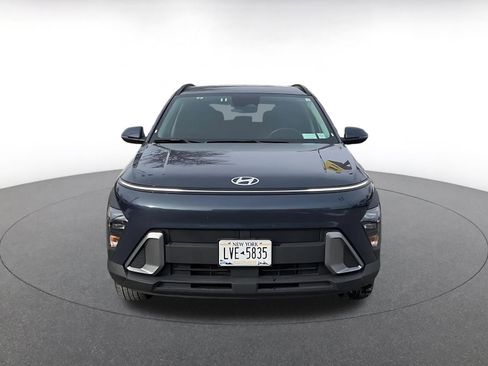 Used 2025 Hyundai Kona SEL image 4