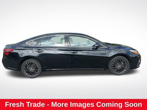 Used 2016 Toyota Avalon Touring FWD image 1