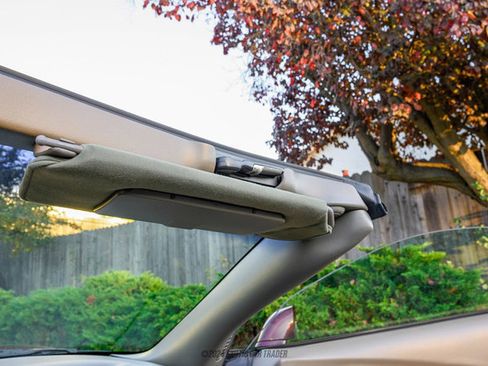 Used 2003 Chevrolet Corvette 50th Anniversary Edition w/ Preferred Equipment Group image 53