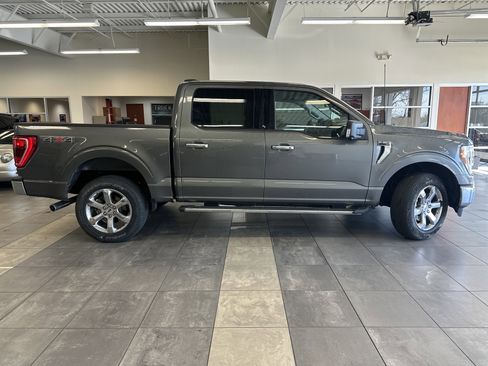 Used 2021 Ford F150 XLT w/ Equipment Group 302A High image 11