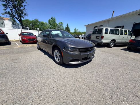 Used 2023 Dodge Charger SXT w/ Cold Weather Package RWD image 19