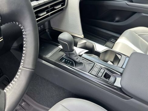 New 2026 Toyota Camry SE FWD image 19