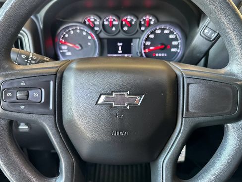 Used 2022 Chevrolet Silverado 1500 Custom Trail Boss AWD/4WD image 21