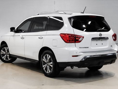 Used 2017 Nissan Pathfinder SL FWD image 10
