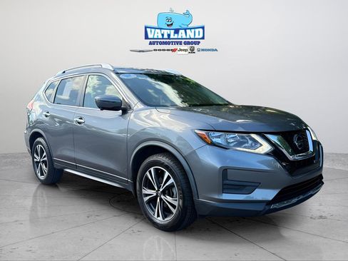Used 2019 Nissan Rogue SV w/ Premium Package FWD image 7
