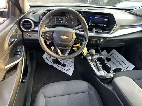 Used 2024 Chevrolet Trax LS w/ Driver Confidence Package image 10