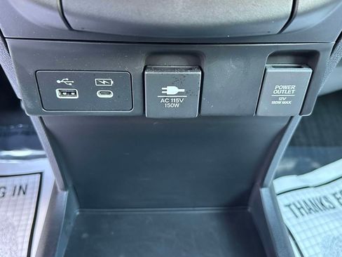 Used 2025 Honda Odyssey Touring image 14