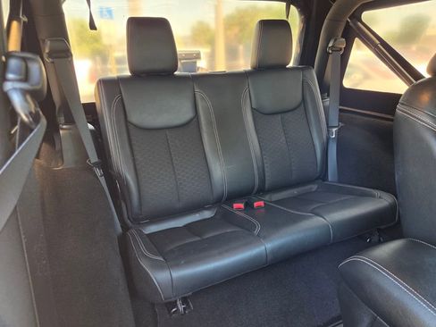 Used 2018 Jeep Wrangler Sport AWD/4WD image 17