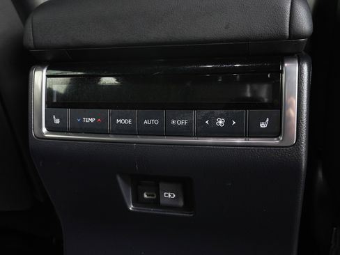 Used 2024 Lexus GX 550 w/ Accessory Package (2T) image 12