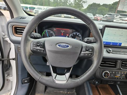 Used 2022 Ford Maverick Lariat w/ Lariat Luxury Package FWD image 24