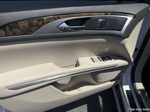 Used 2016 Lincoln MKZ Hybrid w/ Equipment Group 600A Reserve FWD image 7