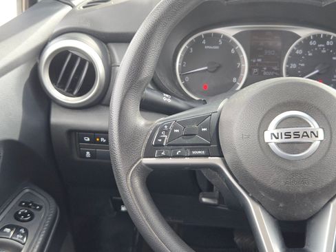 Used 2021 Nissan Versa S w/ Electronics Package FWD image 19