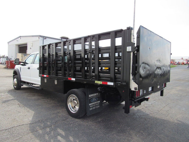 Used 2022 Ford F550 2WD Crew Cab Super Duty w/ Power Equipment Group image 5