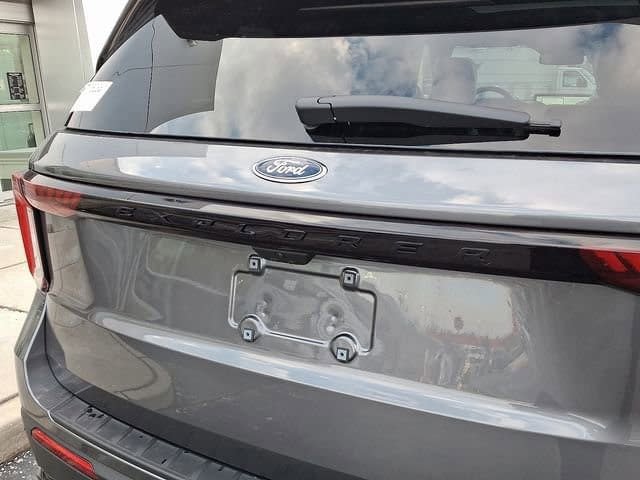 New 2026 Ford Explorer ST-Line w/ ST-Line Street Pack AWD/4WD image 15