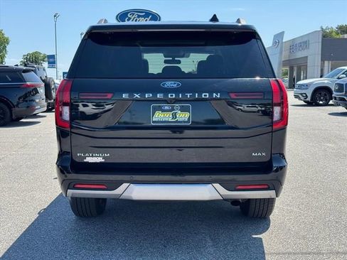 Used 2025 Ford Expedition Max Platinum AWD/4WD image 4