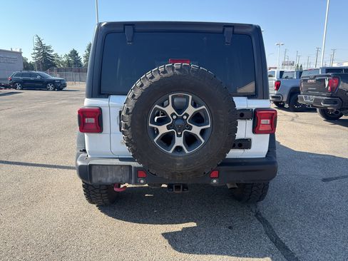 Used 2018 Jeep Wrangler Unlimited Rubicon w/ Steel Bumper Group AWD/4WD image 4
