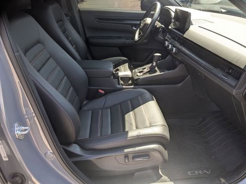 Used 2025 Honda CR-V Sport-L image 30