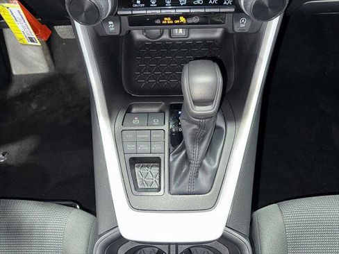 Certified 2023 Toyota RAV4 LE image 29