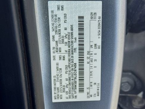 Used 2020 Ford F350 Lariat w/ FX4 Off-Road Package AWD/4WD image 39