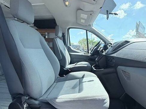 Used 2015 Ford Transit 250 130 Low Roof w/ Exterior Upgrade Package RWD image 11
