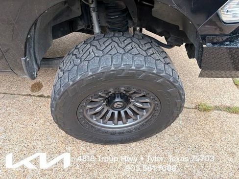 Used 2015 RAM 2500 Tradesman w/ Chrome Appearance Group AWD/4WD image 13