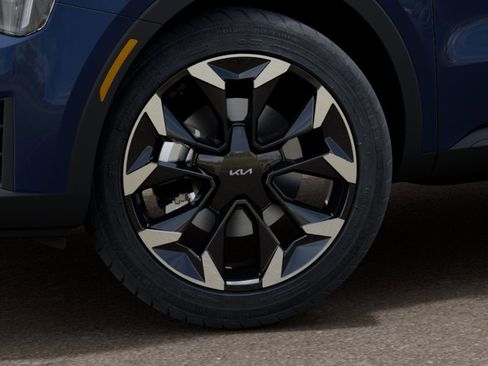 New 2026 Kia Sorento EX FWD image 9