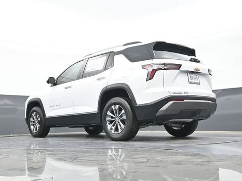 New 2026 Chevrolet Equinox LT w/ Convenience Package II FWD image 48