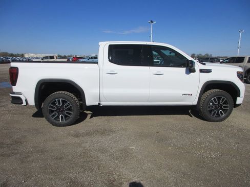 New 2026 GMC Sierra 1500 AT4 w/ AT4 Premium Package AWD/4WD image 3