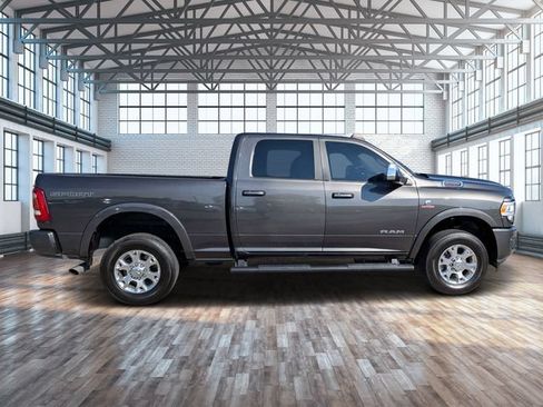 Used 2021 RAM 2500 Laramie AWD/4WD image 2